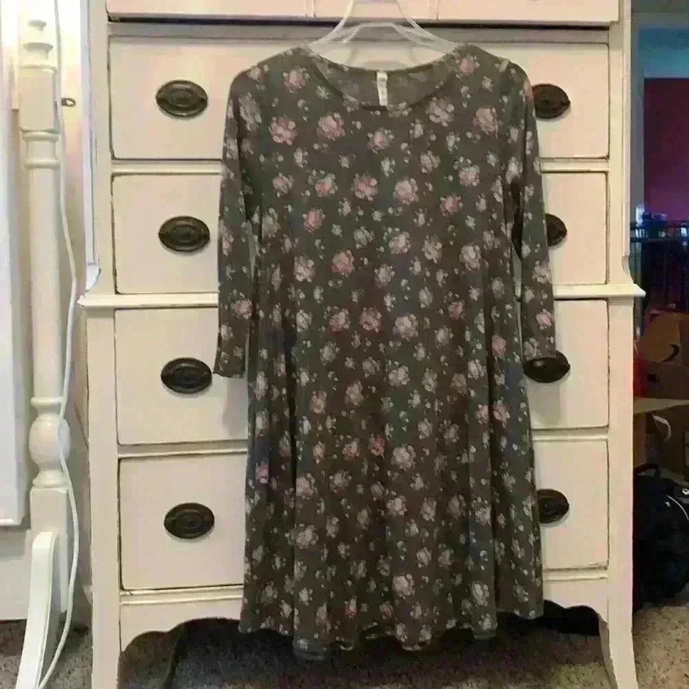 MTS Floral Dress 3/4 Sleeves